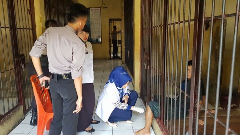 Urdokes Polres Mura Periksa Kesehatan Tahanan