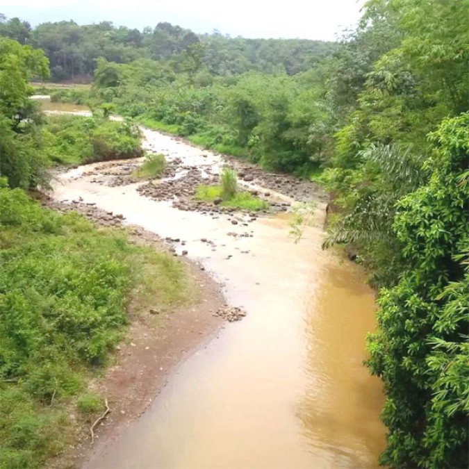 Warga Keluhkan Air Sungai Beliti Keruh