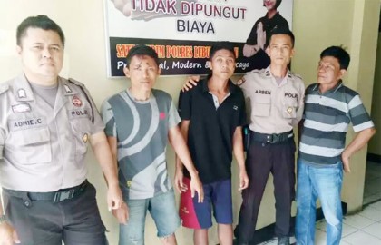 Diduga Hendak Mencuri Tas, Dua Pemuda Disergap Polisi ‎
