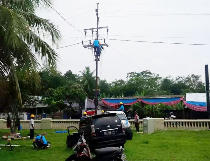 Kaja PLN Kepala Curup Pasang Trafo Baru