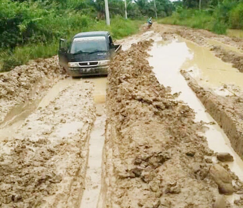 PPTK Tidak Tahu Asal Tanah Timbun Jalan Sembatu Jaya