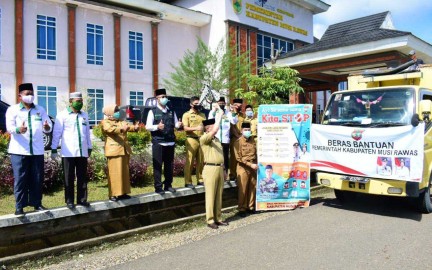 Pemkab Mura Salurkan Bantuan 11 Ton Beras Ke Tuah Negeri