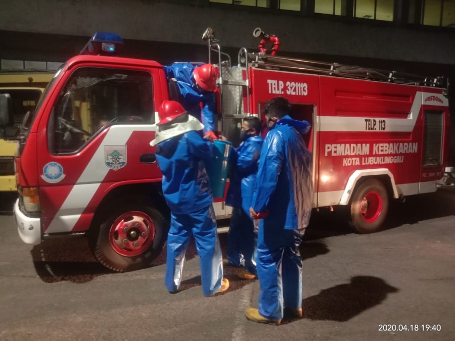 Dua RS di Lubuk Linggau Disemprot Disinfektan
