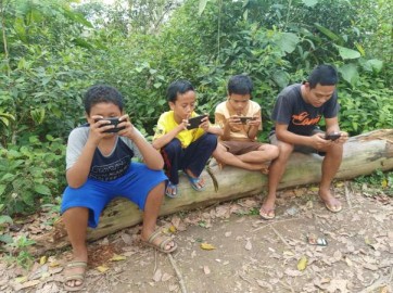 Puluhan Tahun Lubuk Bingin Baru Susah Sinyal