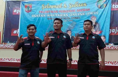 Rudi Rediansyah Resmi Dilantik Sebagai Ketua IWO Mura