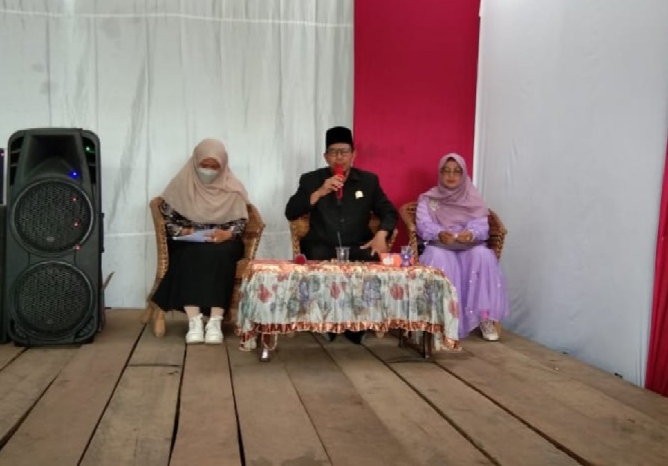 Reses Agus Hadi Dapat Applause Dari Warga