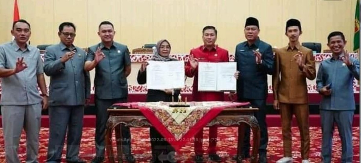 Rapat Paripurna DPRD Musi Rawas Tandatangani Nota Kesepakatan KUA