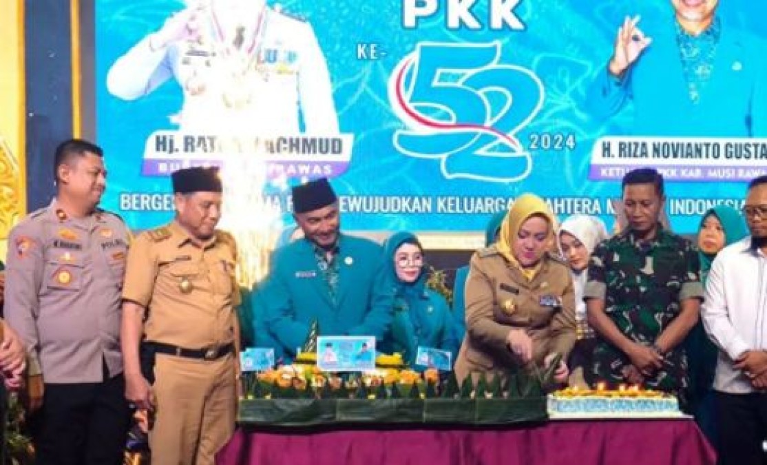 Hj Ratna Machmud Hadiri Peringatan HKG-PKK Ke-52 Tingkat Kabupaten Musi Rawas