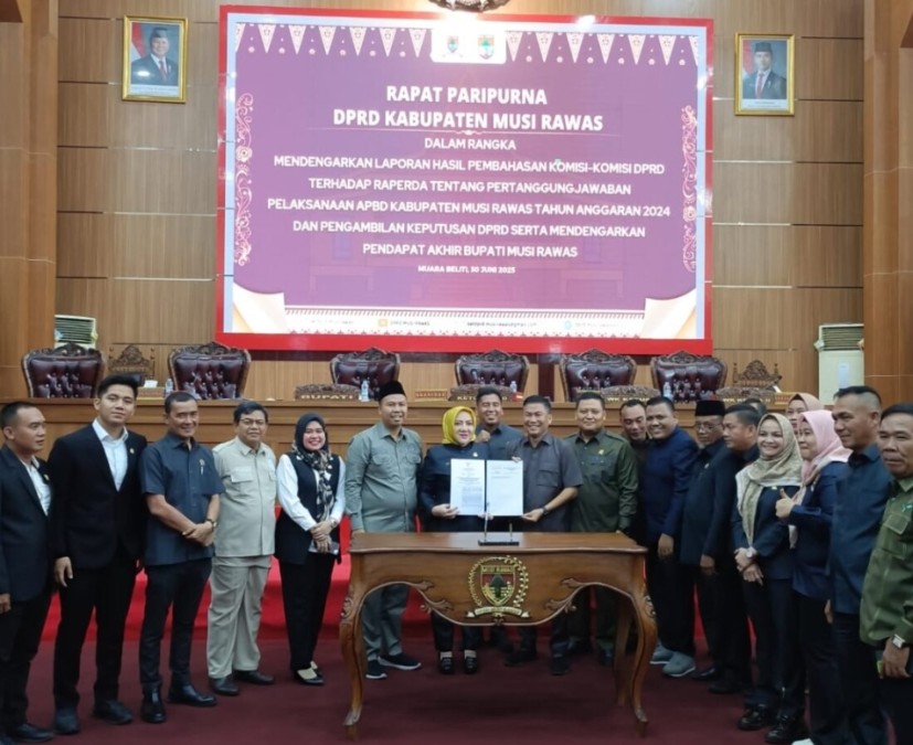 DPRD Musi Rawas Sahkan Raperda Pertanggungjawaban APBD 2024 Menjadi Raperda